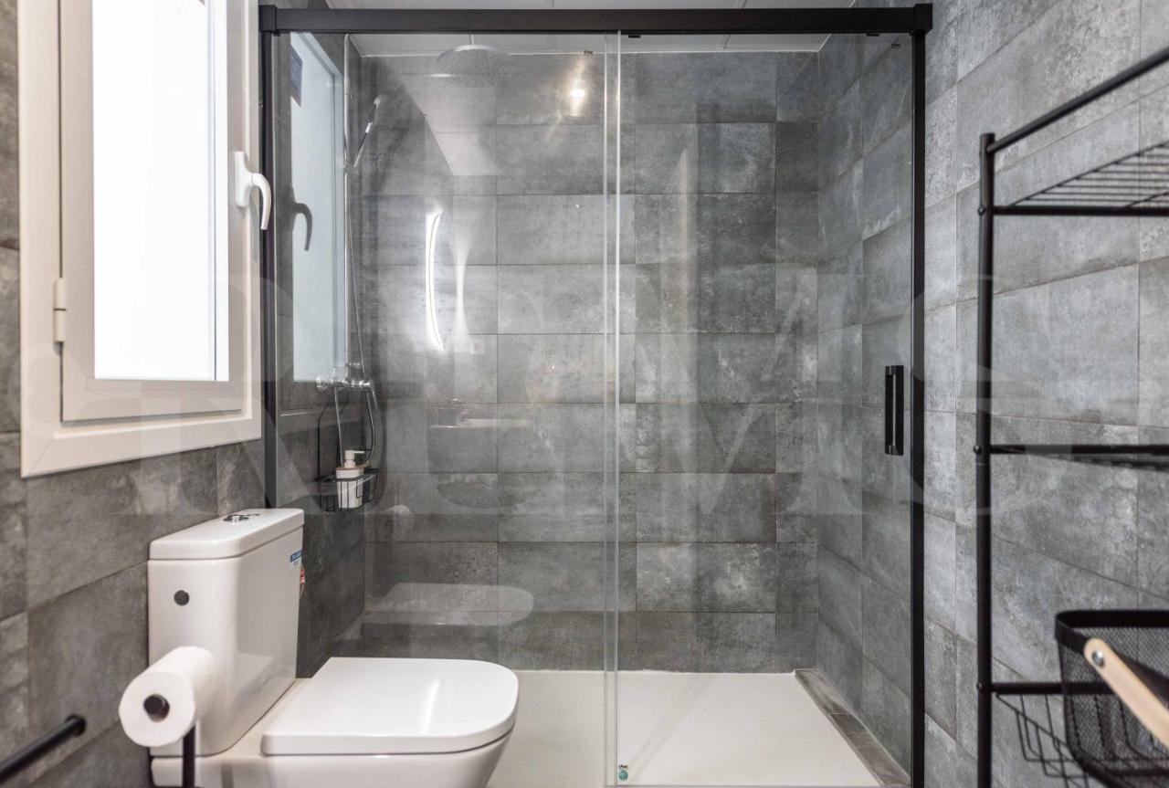 Stylish With Balcony & Parking Near The By Rems Apartamento
