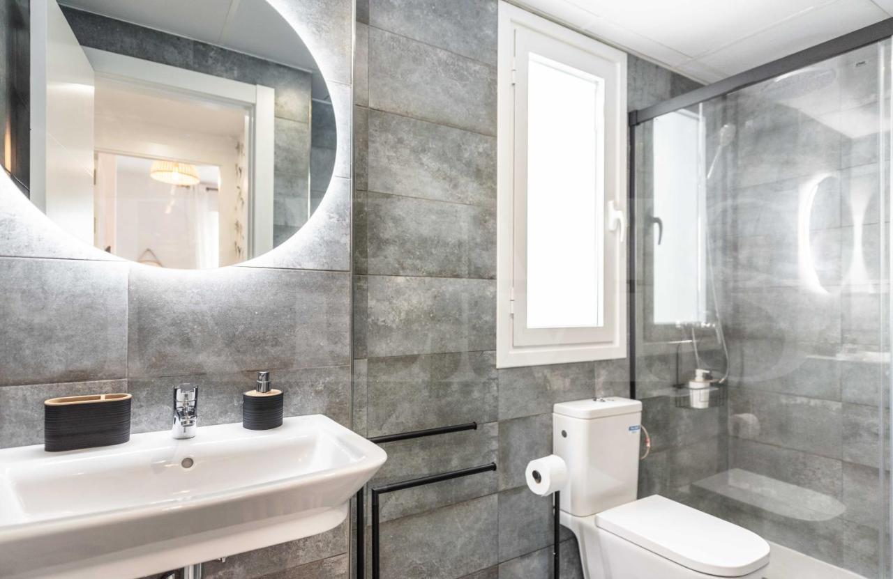 Apartamento Stylish With Balcony & Parking Near The By Rems *