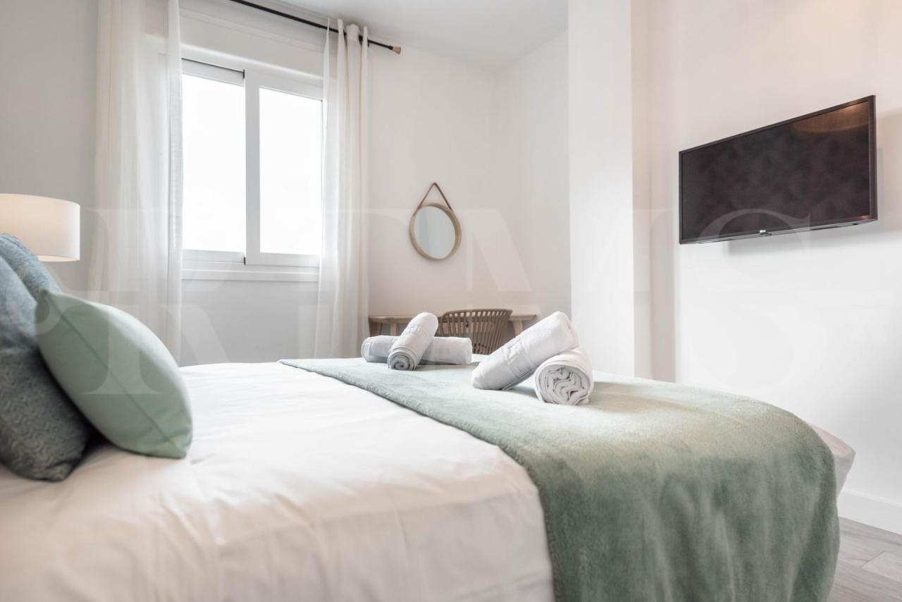 Appartement Stylish With Balcony & Parking Near The By Rems *